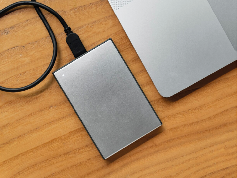 HDD/SSD